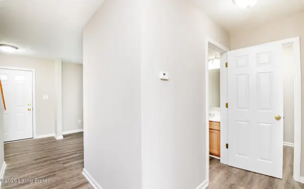 2013 Cherry Creek Rd, La Grange, KY 40031