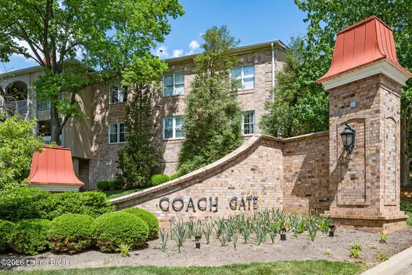 5601 Coach Gate Wynde #APT 34, Louisville, KY 40207