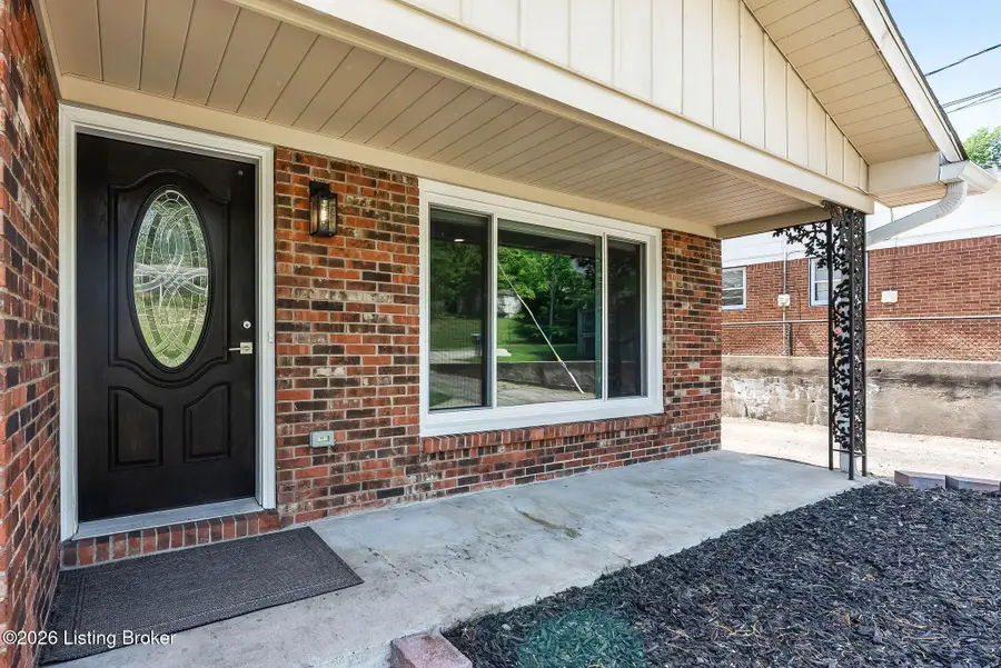 2300 High Pine Dr, Louisville, KY 40214 - #3