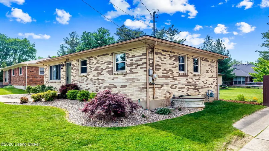 8110 Florist Rd, Louisville, KY 40228 - #3