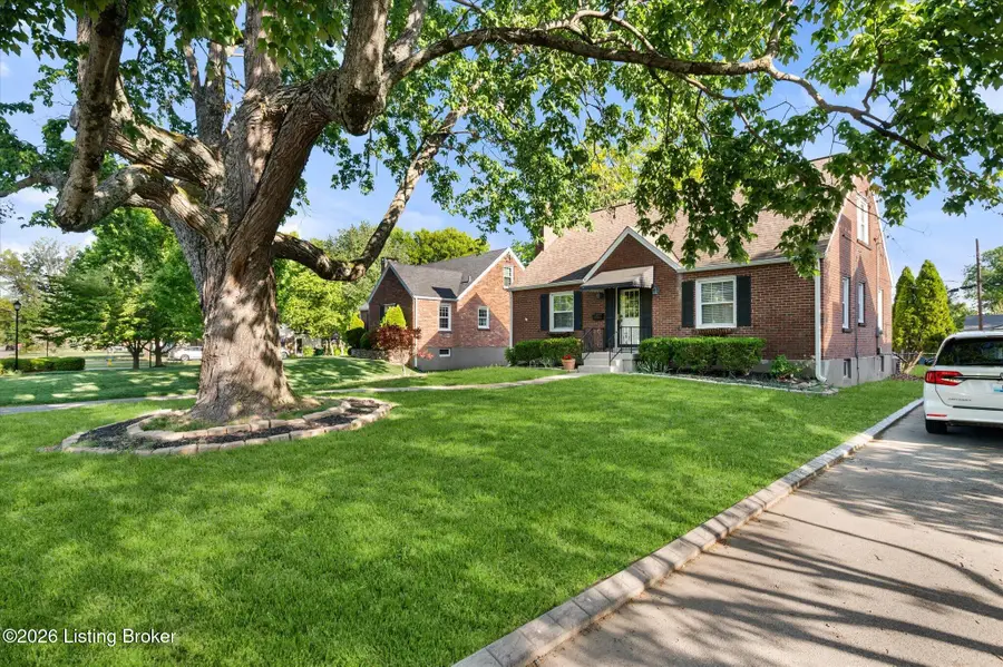 4502 Blenheim Rd, Louisville, KY 40207 - #3