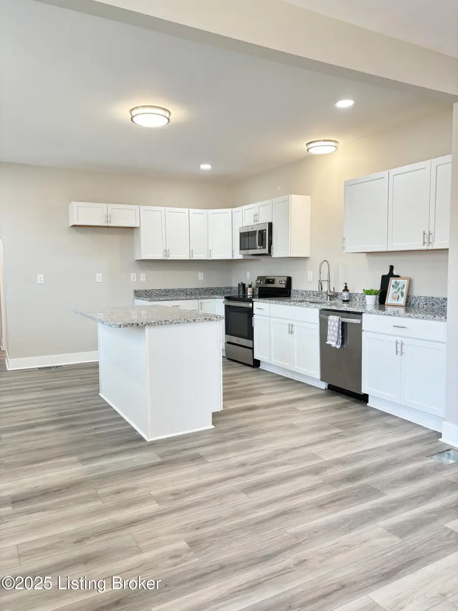 1812 Wilson Ave, Louisville, KY 40210 - #2