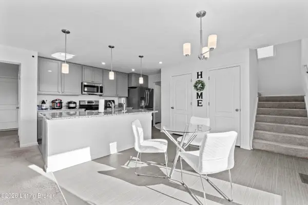 468 Birchwood Dr, Shepherdsville, KY 40165