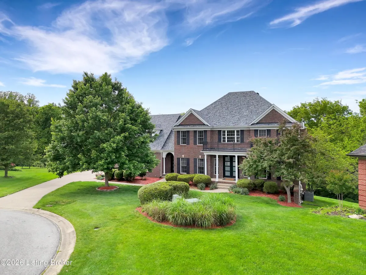3218 Crosshill Ct, Prospect, KY 40059 - #1