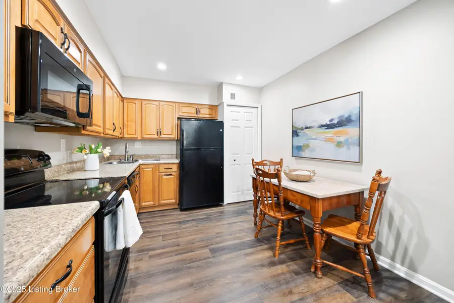 1600 Gardiner Ln #203, Louisville, KY 40205 - #2