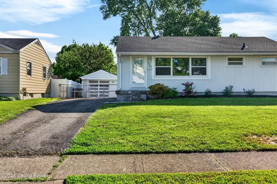 330 E Southside Ct, Louisville, KY 40214 - #2