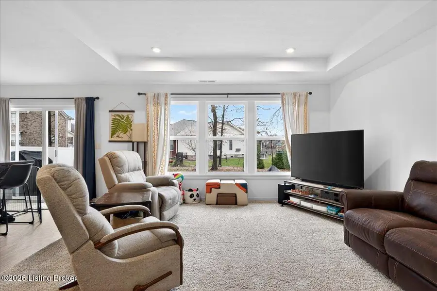 628 Mallard Lake Blvd, Shepherdsville, KY 40165 - #3