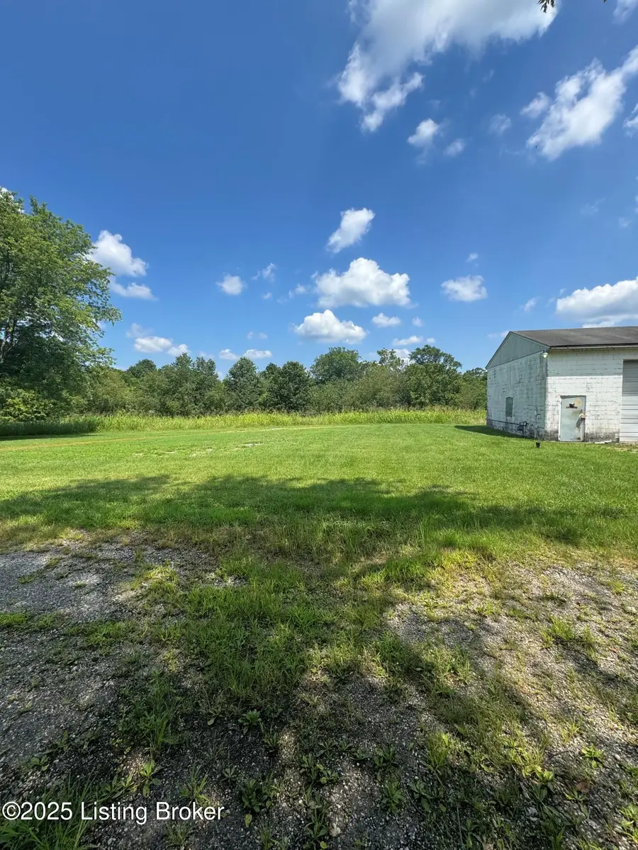 13111 Meadowlawn Dr, Louisville, KY 40272 - #2