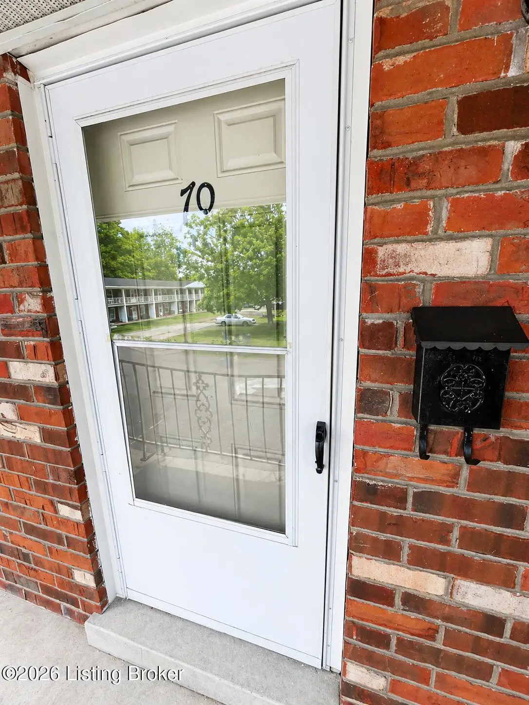 4501 S 6th St # 70-3, Louisville, KY 40214 - #1