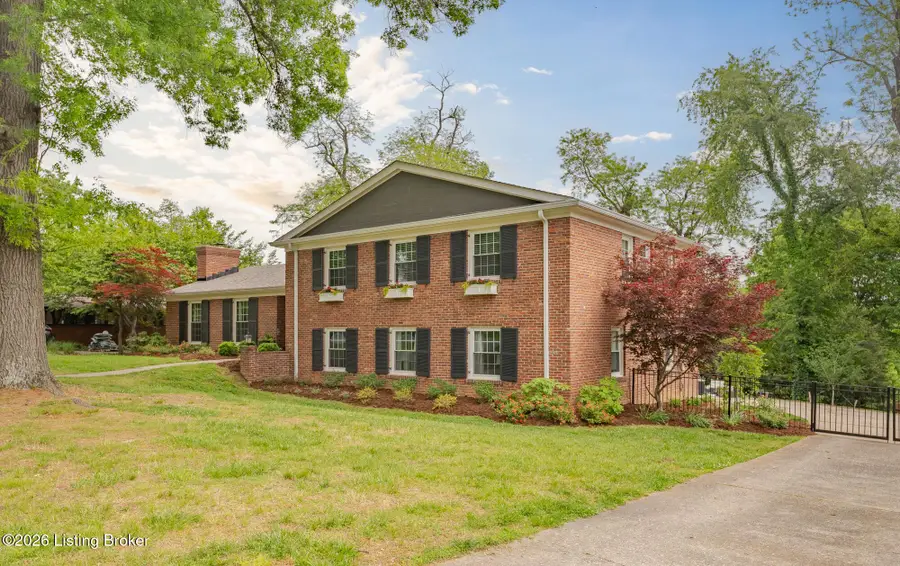 2409 Tuckaho Rd, Louisville, KY 40207 - #2