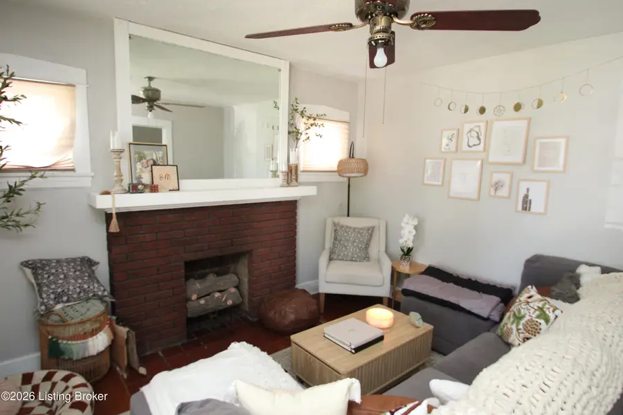 640 Ervay Ave, Louisville, KY 40217 - #3