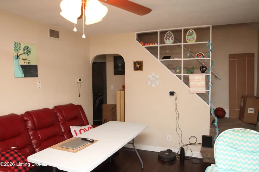 2824 Yorkshire Blvd, Louisville, KY 40220 - #2