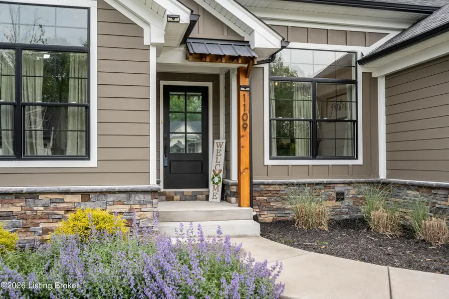 1109 Dora Dr, Sellersburg, IN 47172 - #3