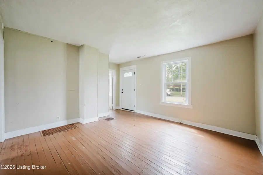 507 Warnock St, Louisville, KY 40217 - #3