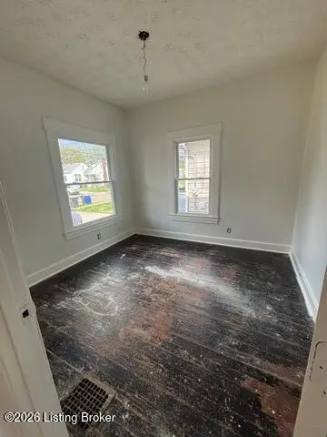 1224 Bicknell Ave, Louisville, KY 40215 - #2