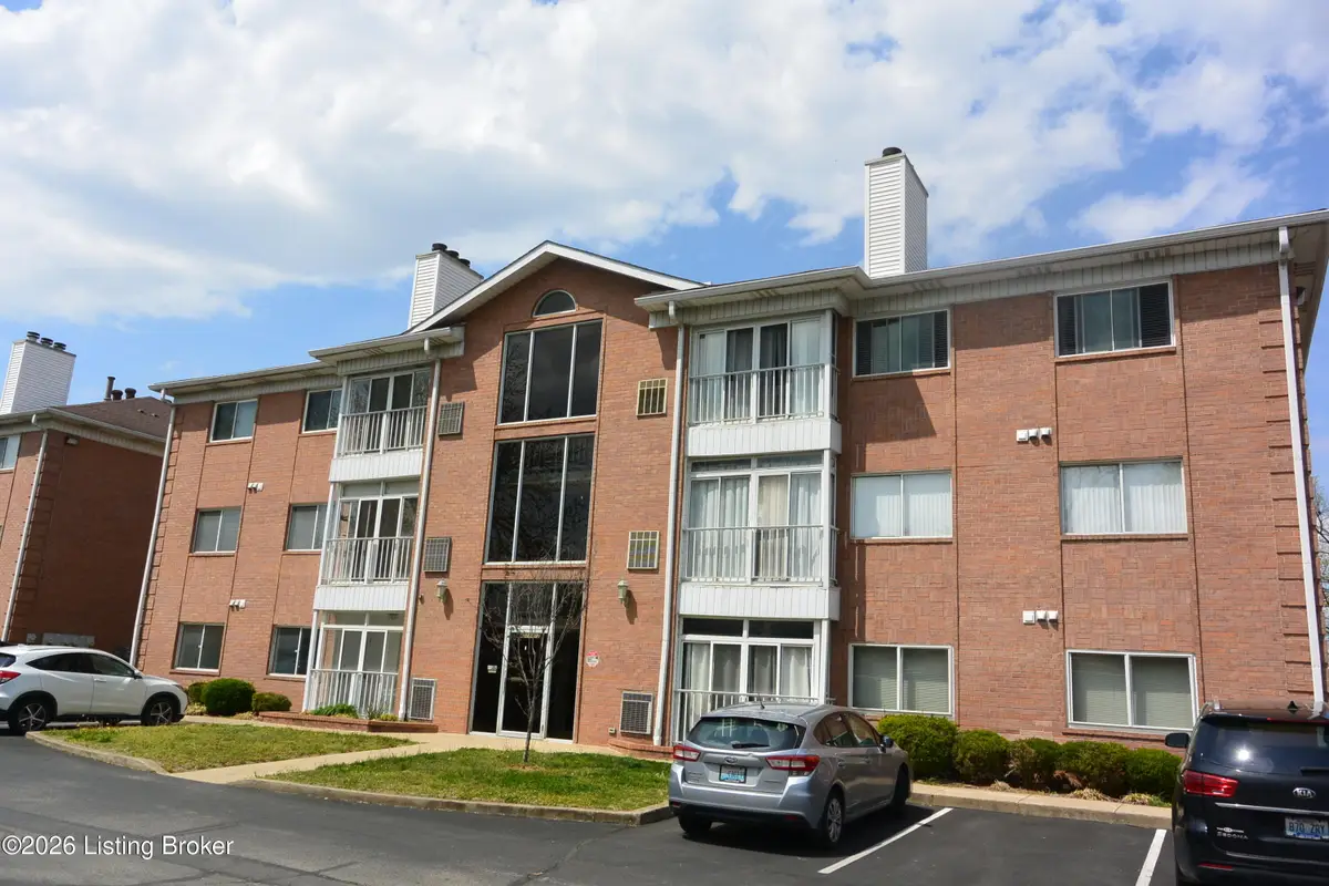 3721 Bardstown Rd #402, Louisville, KY 40218 - #1
