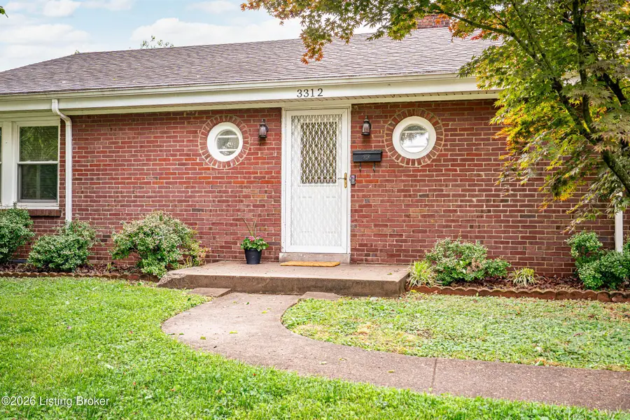 3312 Wellingmoor Ave, Louisville, KY 40218 - #2