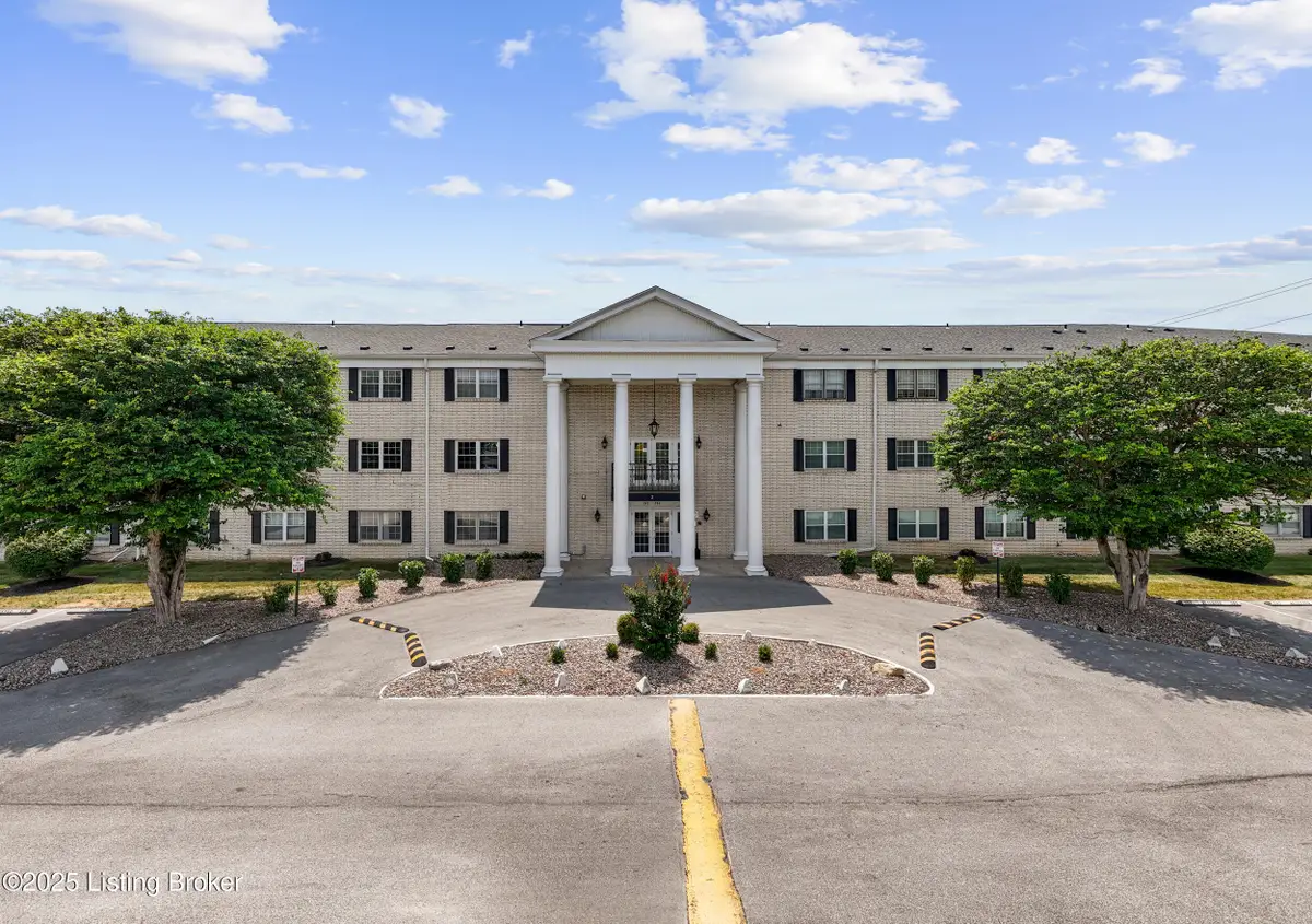 246 El Conquistador Pl, Louisville, KY 40220 - #1