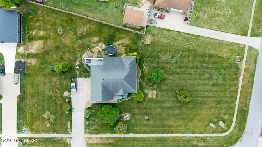 176 Mill Trace Ct, Shepherdsville, KY 40165 - #3