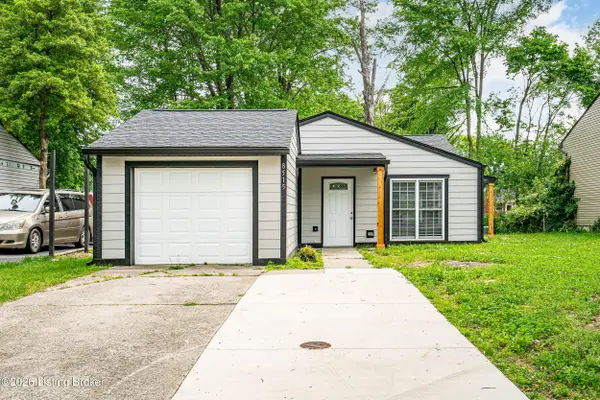 8515 Coco Ct, Louisville, KY 40219