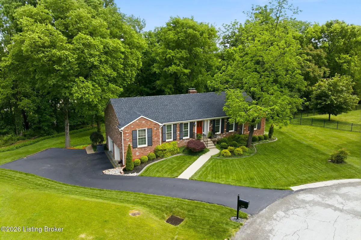 13200 Cherry Tree Ct, Prospect, KY 40059 - #1