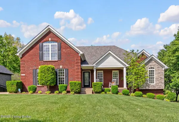 3054 Fallen Wood Ln, La Grange, KY 40031