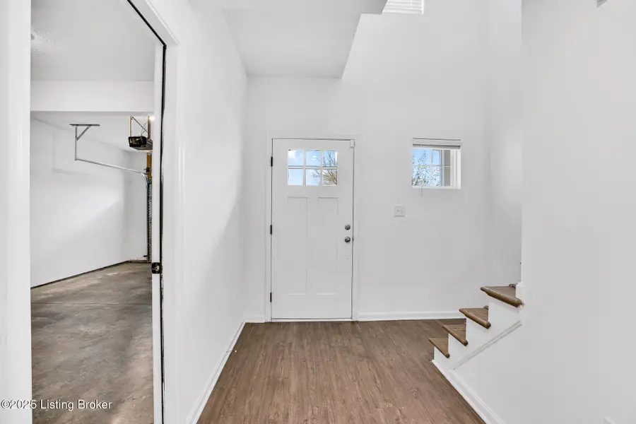 6123 Casper Dr, Louisville, KY 40258 - #3