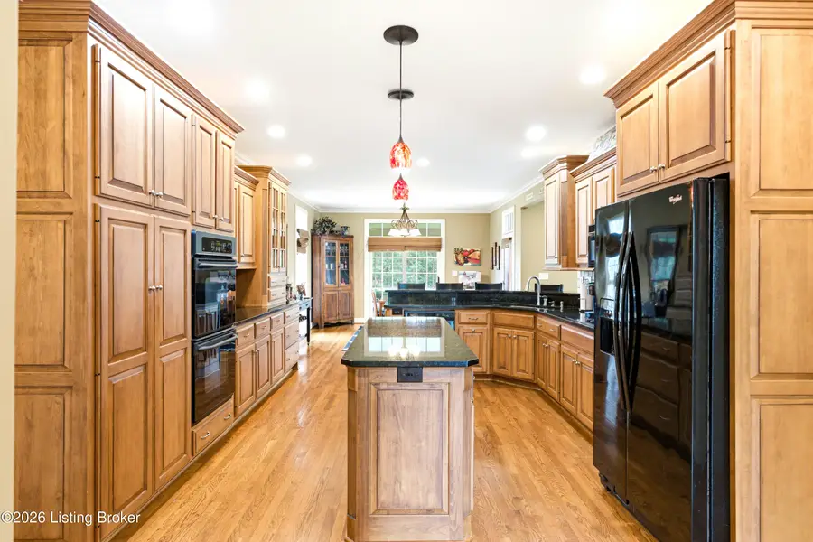 13101 Ridgemoor Dr, Prospect, KY 40059 - #3