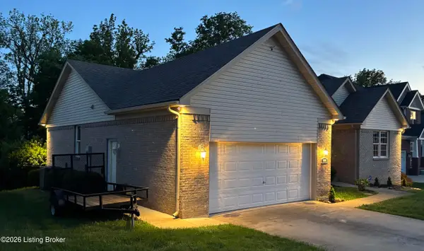 6006 Ledgerock Cove Pl, Louisville, KY 40219