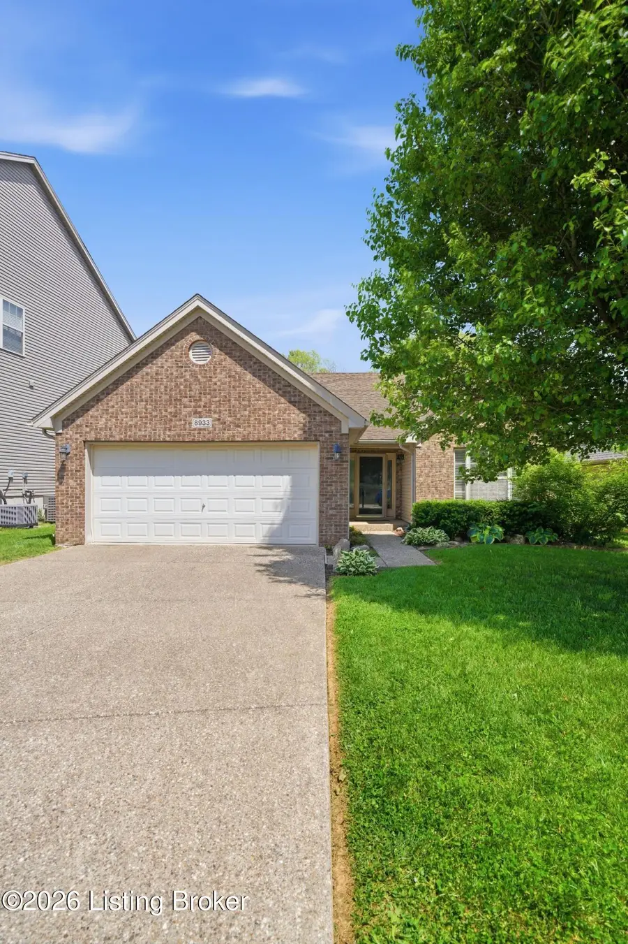 8933 Eli Dr, Louisville, KY 40291 - #2