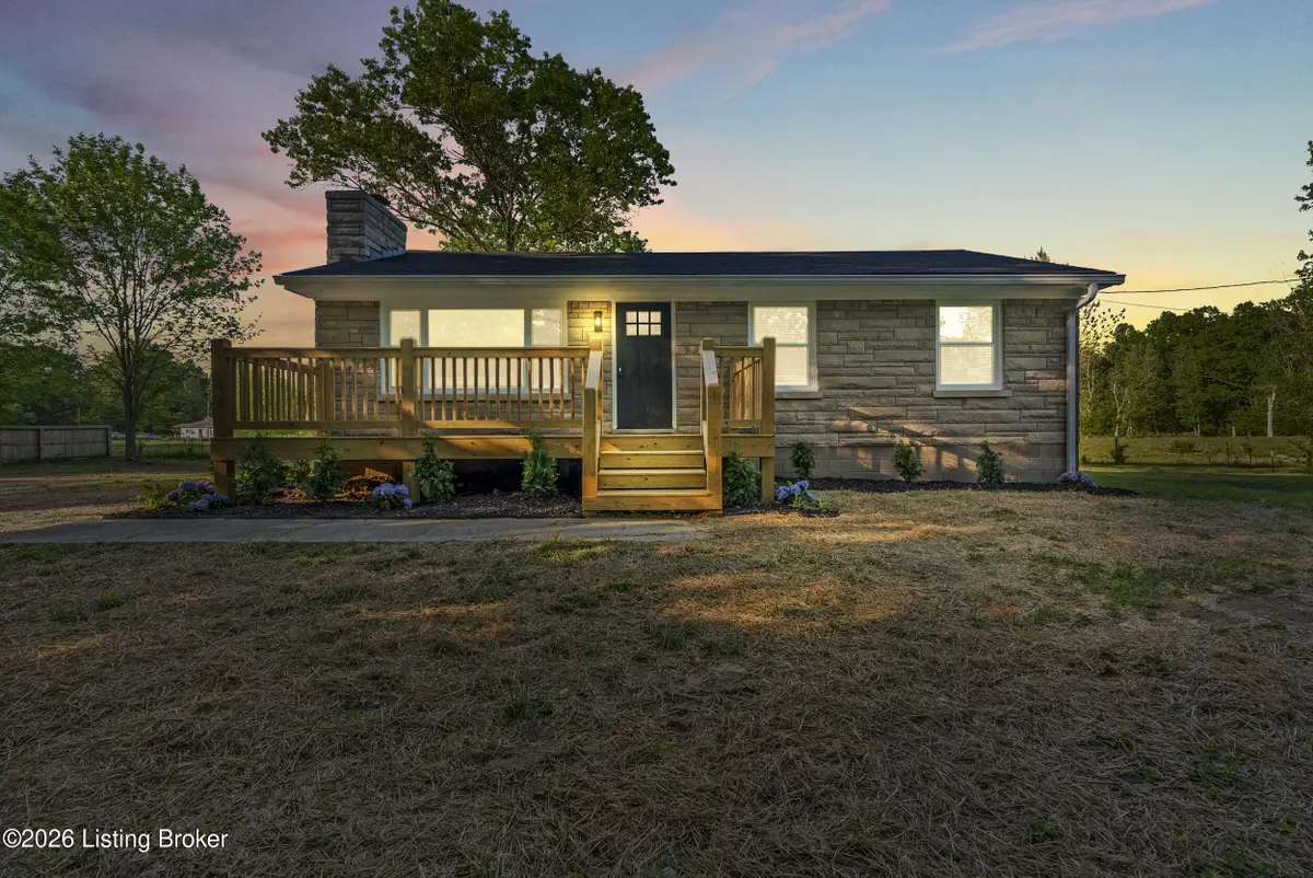 9209 W Manslick Rd, Louisville, KY 40272 - #1