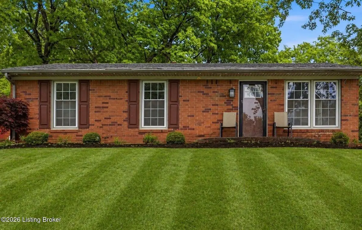 8006 Afterglow Dr, Louisville, KY 40214 - #1