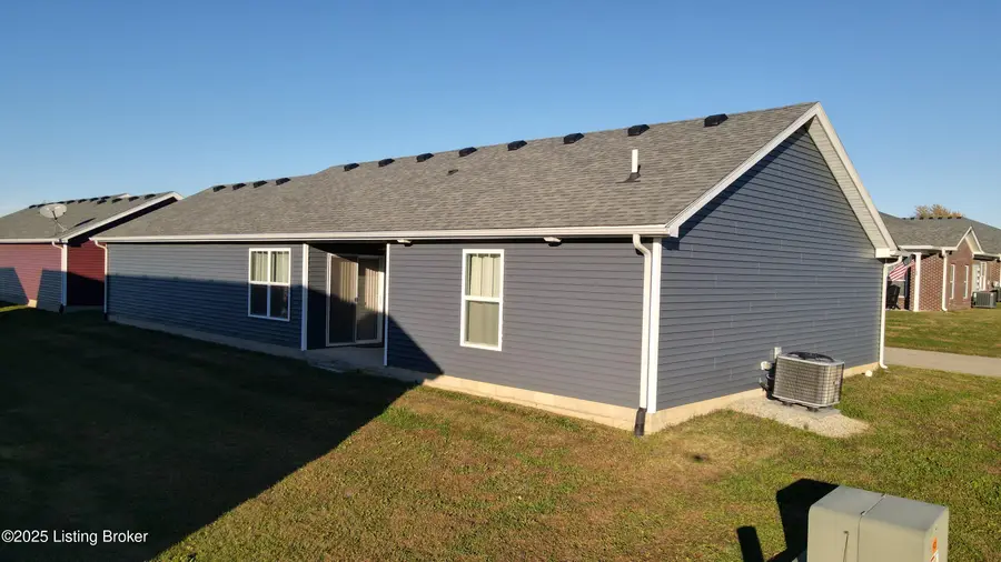14 Hunters Ridge Dr, Eminence, KY 40019 - #2