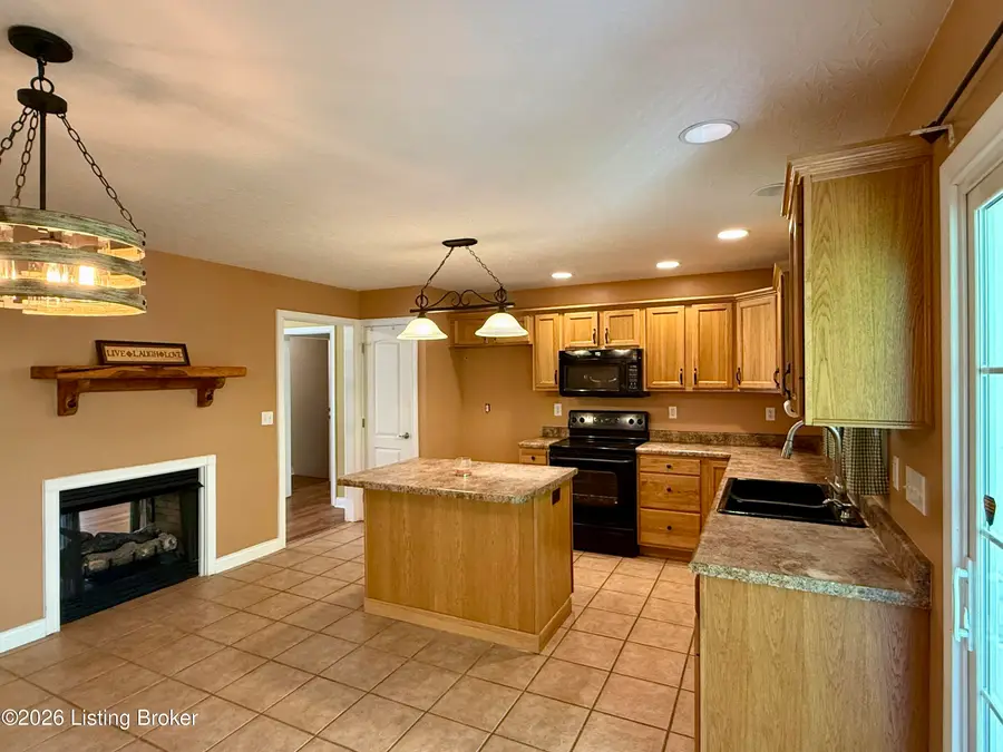 440 Stoney Ln, Taylorsville, KY 40071 - #3