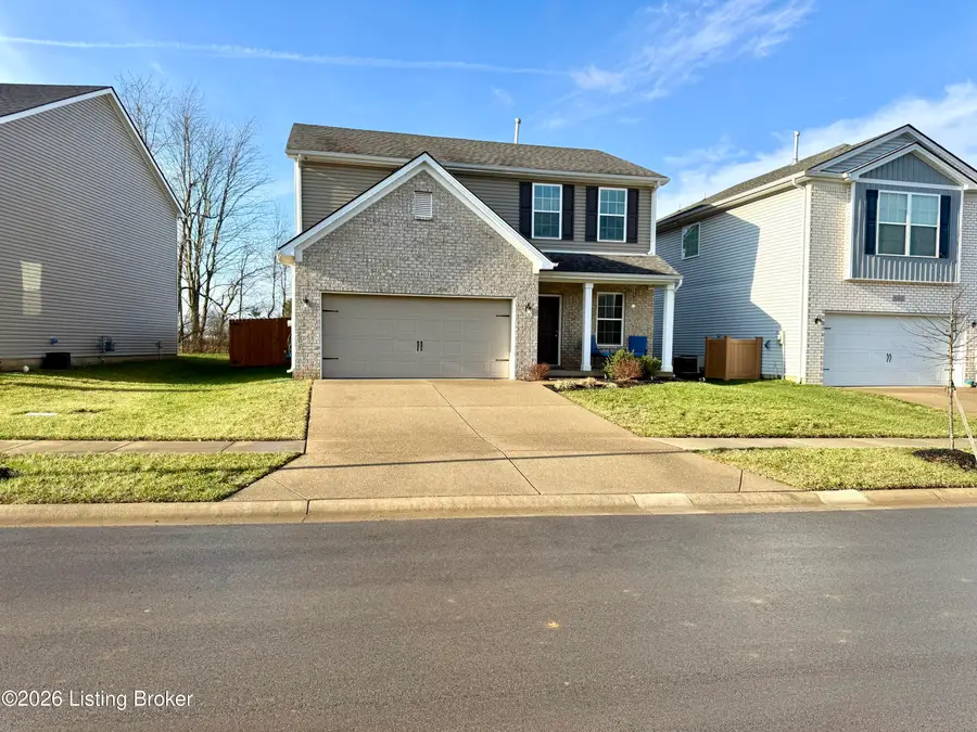 8403 Gateway Run Rd, Louisville, KY 40229 - #3