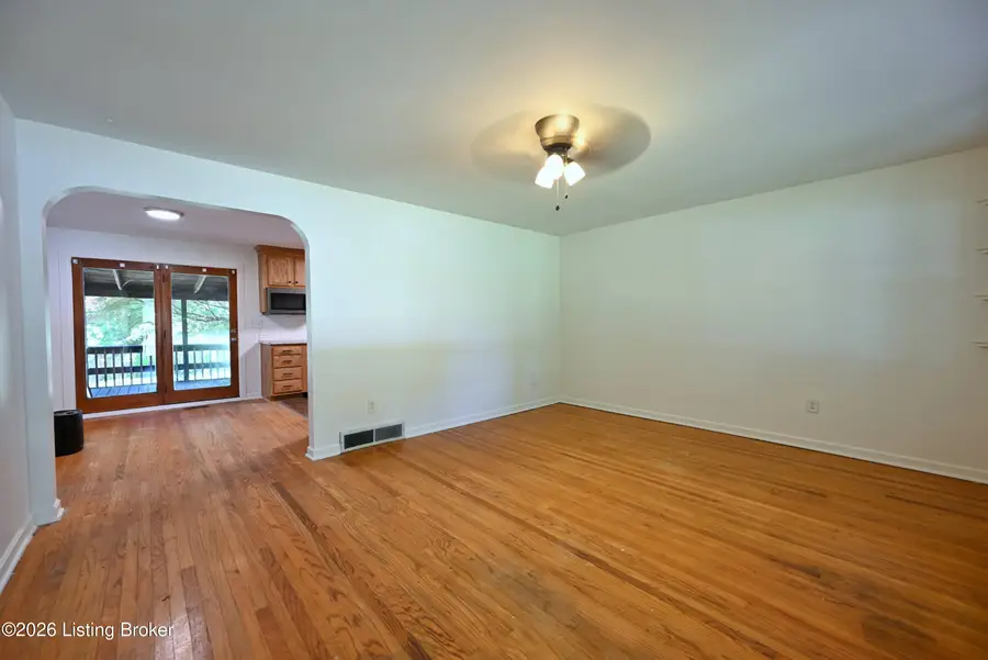 10704 Deering Rd, Louisville, KY 40272 - #3