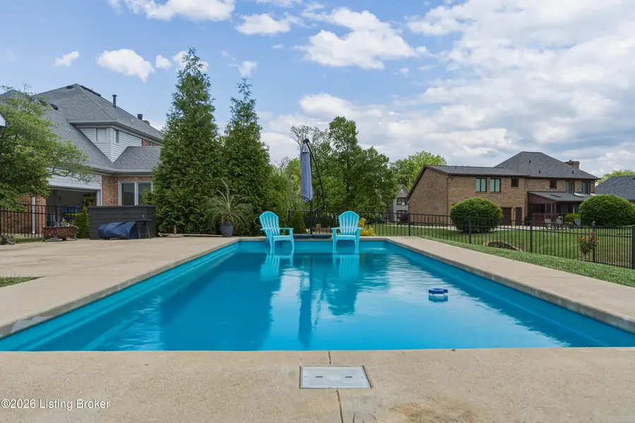 10418 Long Home Rd, Louisville, KY 40291 - #3