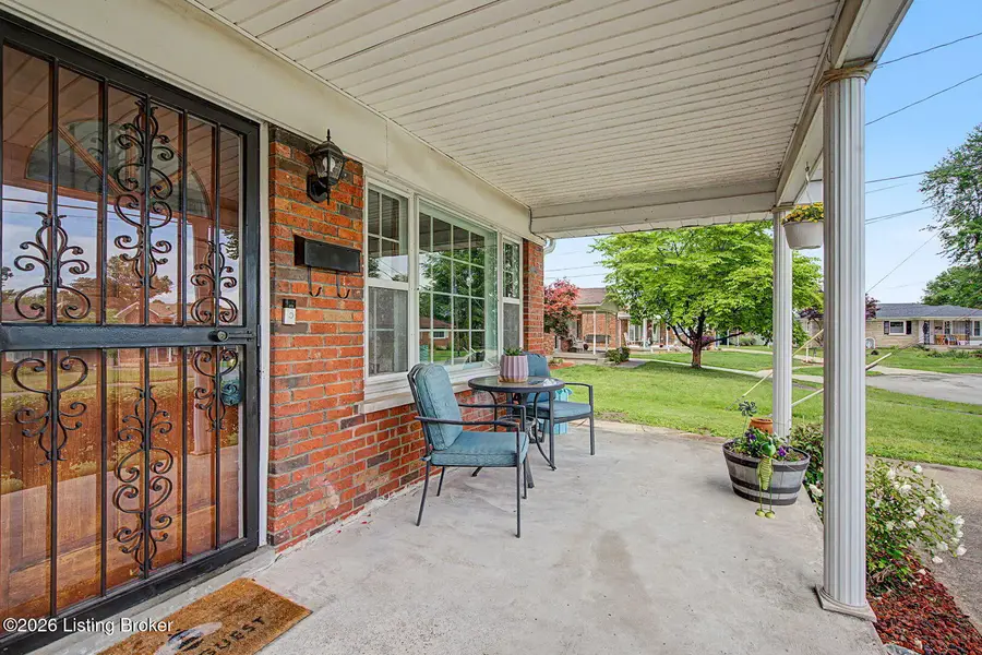 6208 Darrell Ct, Louisville, KY 40216 - #3