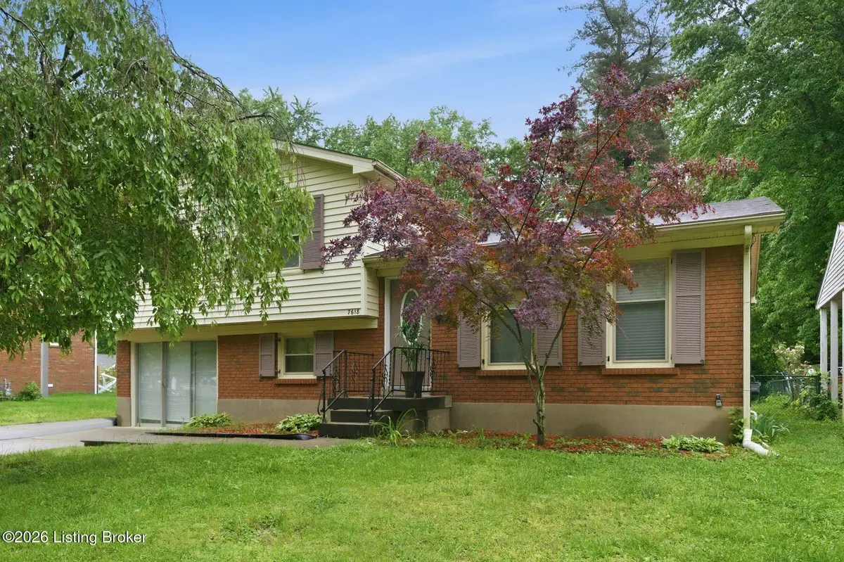 7618 Greenfield Ave, Louisville, KY 40214 - #1