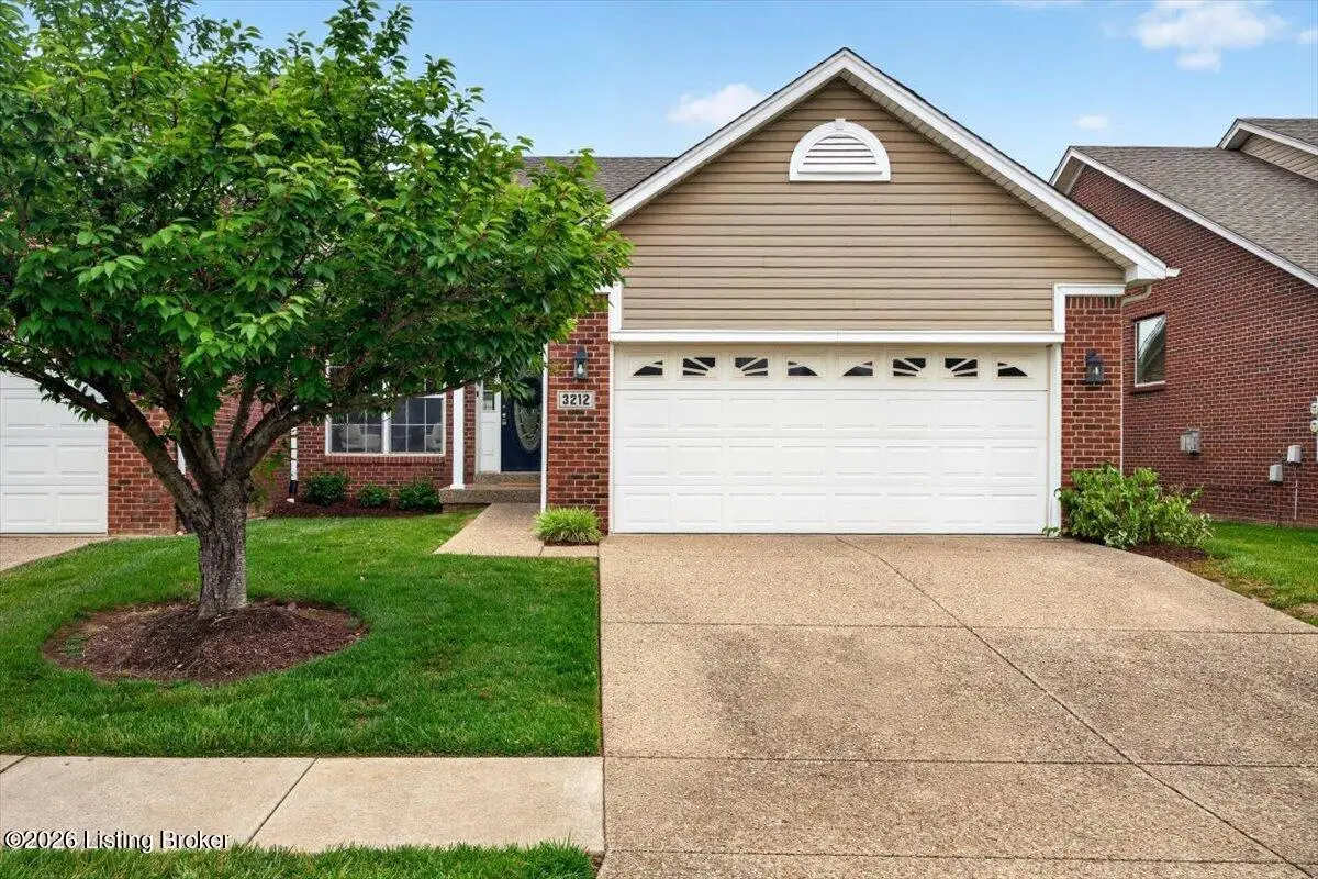 3212 Stony Farm Dr, Jeffersontown, KY 40299 - #1