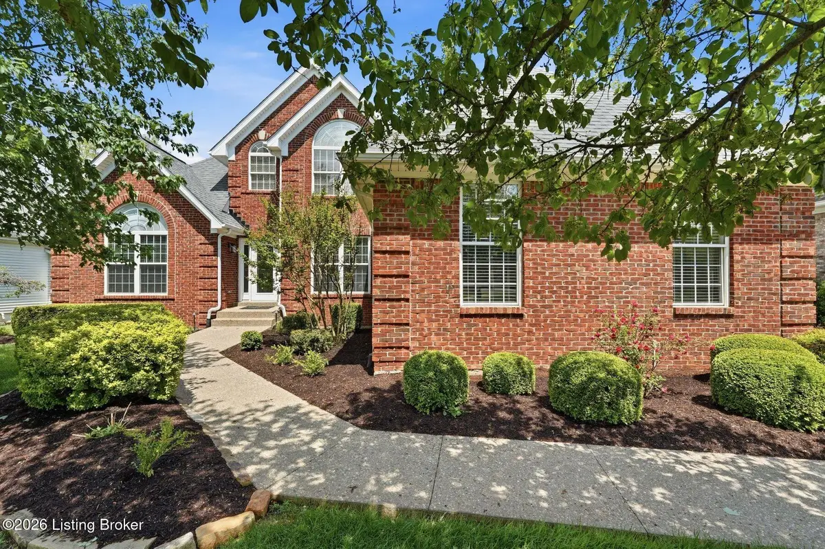 1118 Crosstimbers Dr, Louisville, KY 40245 - #1