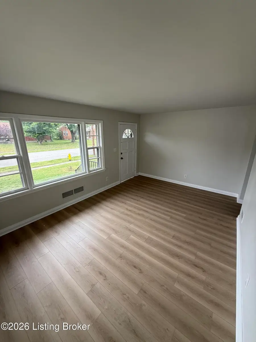 1716 Chester Rd, Louisville, KY 40216 - #3