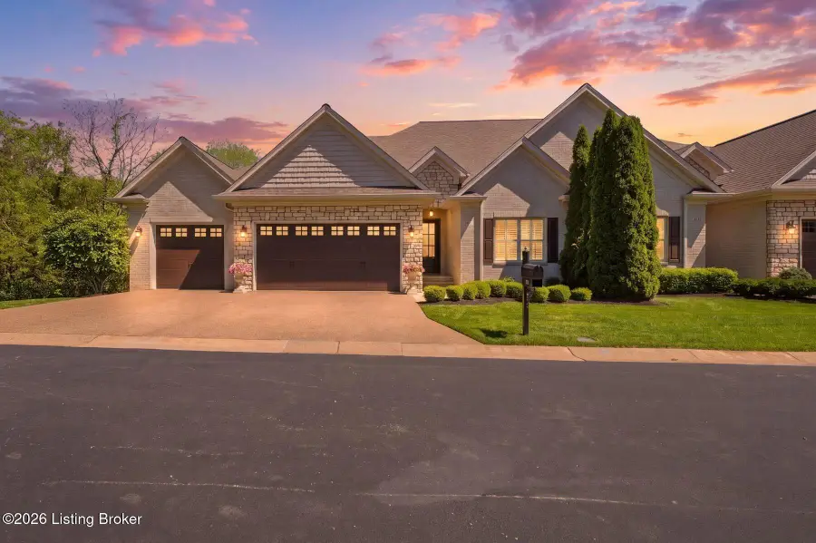301 Maple Valley Rd, Louisville, KY 40245 - #2