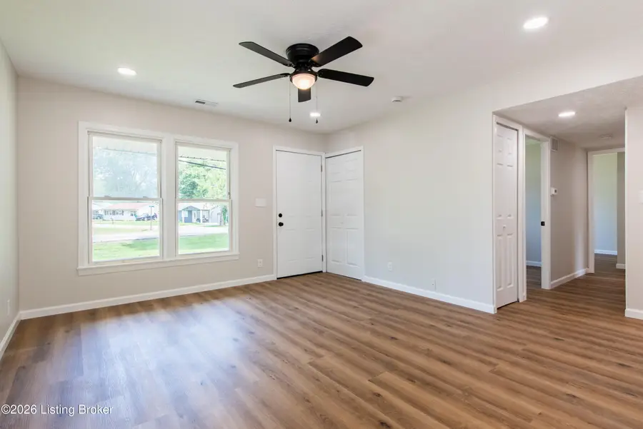 389 Hillview Blvd, Louisville, KY 40229 - #3