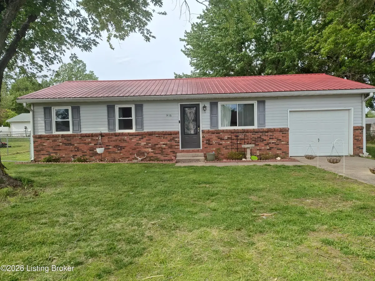 1416 Stanley Ave, Morganfield, KY 42437 - #1