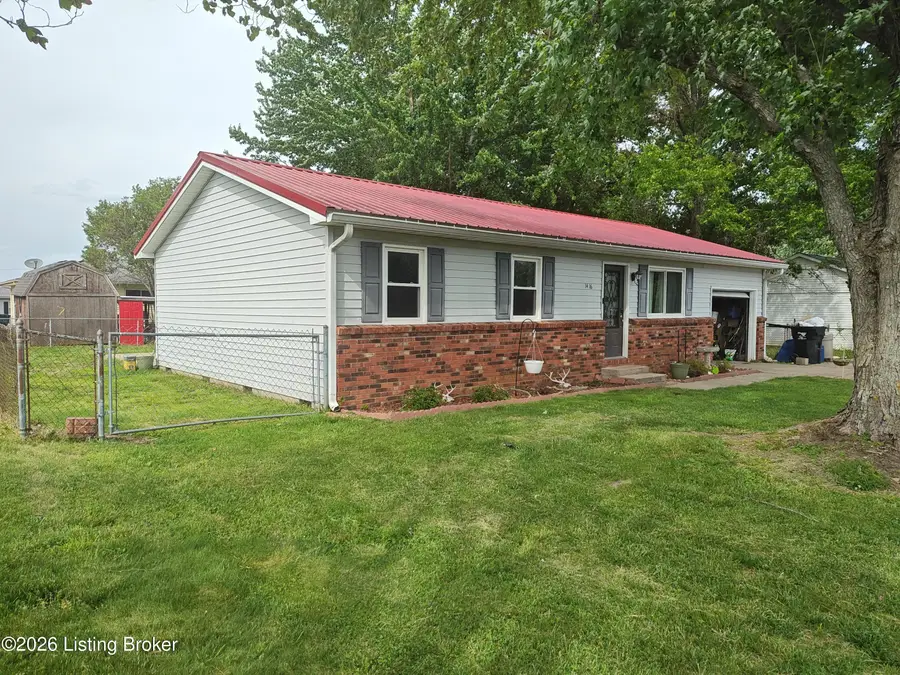 1416 Stanley Ave, Morganfield, KY 42437 - #2