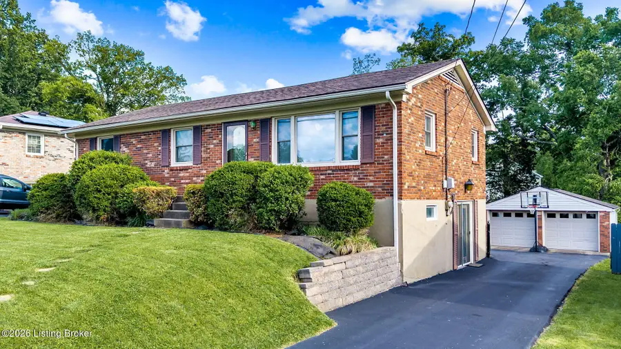 6002 Whispering Hills Blvd, Louisville, KY 40219 - #3