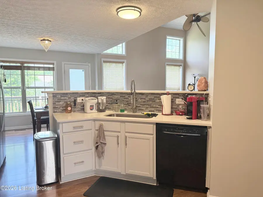 11012 Symington Cir, Louisville, KY 40241 - #3