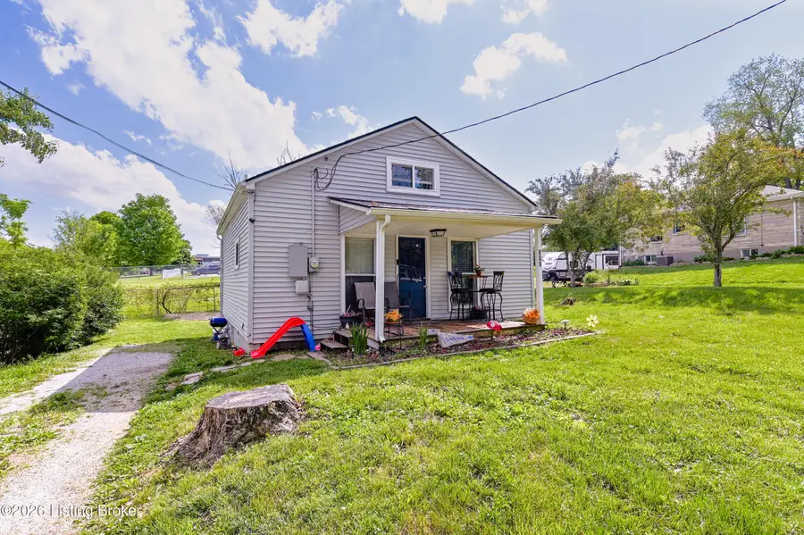 255 E Cross Main St, New Castle, KY 40050 - #2