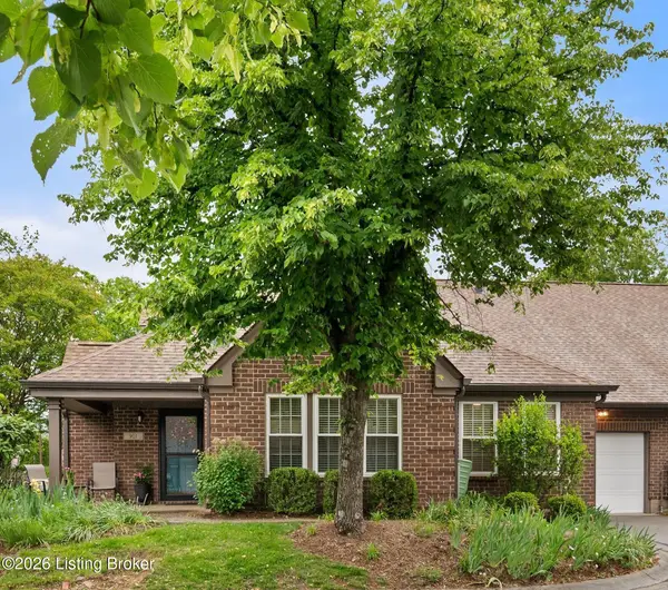 901 Eastbridge Ct, Louisville, KY 40223